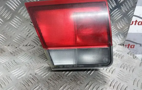 Mazda 626 Tailgate rear/tail lights 0431397L