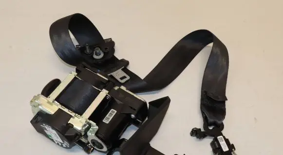 Volvo XC90 Front seatbelt 31675238