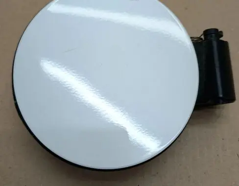 Volvo V40 Fuel tank cap trim 