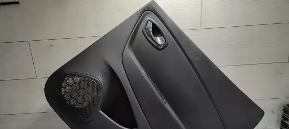 Renault Captur Rear door card panel trim