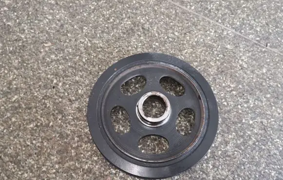 Mercedes-Benz A W169 Crankshaft pulley A6400300503