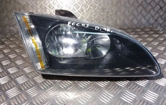 Ford Focus Headlight/headlamp 4M5113W029KC