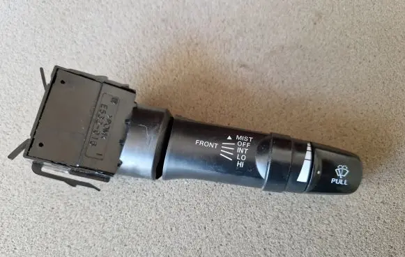 Mitsubishi L200 Wiper switch 