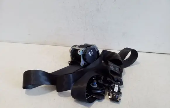 Volvo XC60 Front seatbelt 32386963