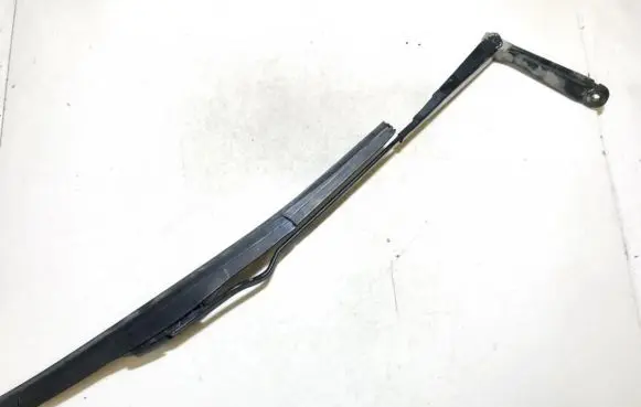 Opel Astra G Front wiper blade arm 90559600