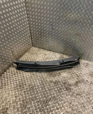 Nissan Pixo Wiper trim 723368K1