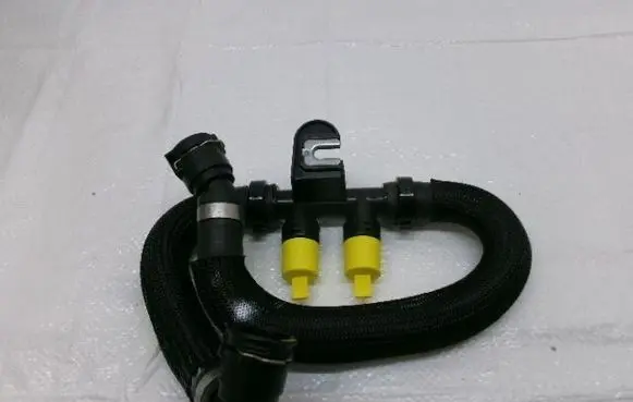 Citroen Berlingo Engine coolant pipe/hose 9838772980