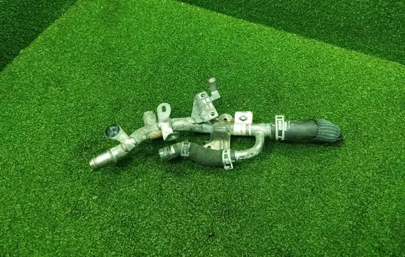 Renault Trafic III (X82) Engine coolant pipe/hose 140559221R