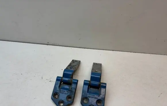 Volkswagen Caddy Loading door hinge set 2K0827152C