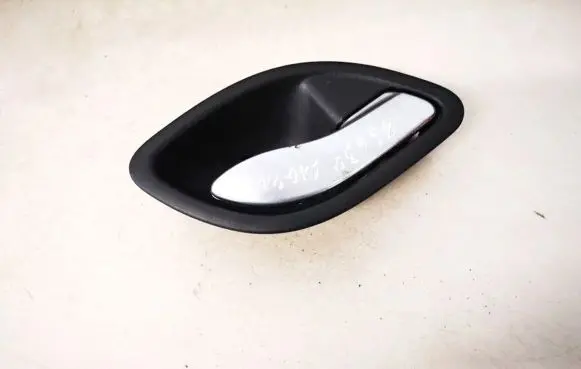 Renault Laguna II Rear door interior handle 8200000724
