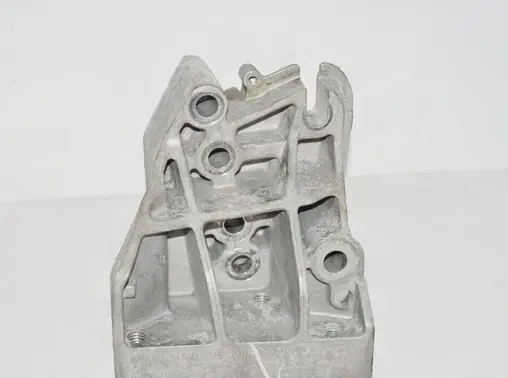 Land Rover Evoque I Engine mounting bracket 6G9Q6030CB9682