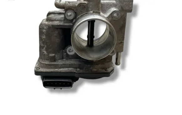 Mazda 6 Throttle valve R2AA136B0 K4238 07M15H