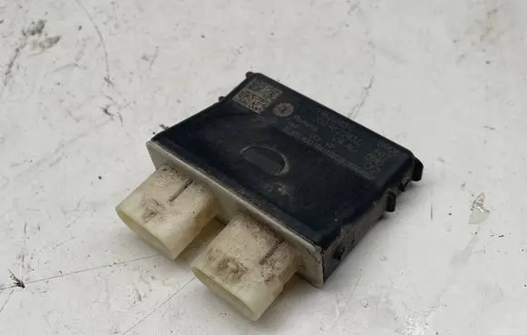 Volkswagen Golf VIII Rear glass lock/latch W62 3G0962243C