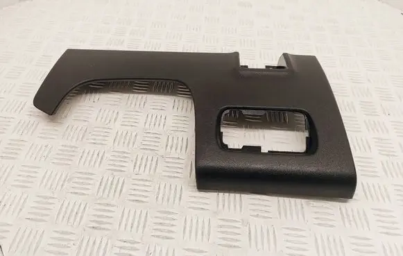 Renault Kadjar Dashboard lower bottom trim panel 689213295R 00175354