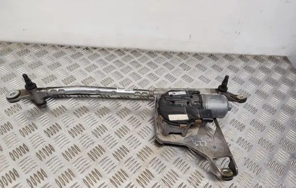 Audi Q7 4M Front wiper linkage and motor 4M8955023