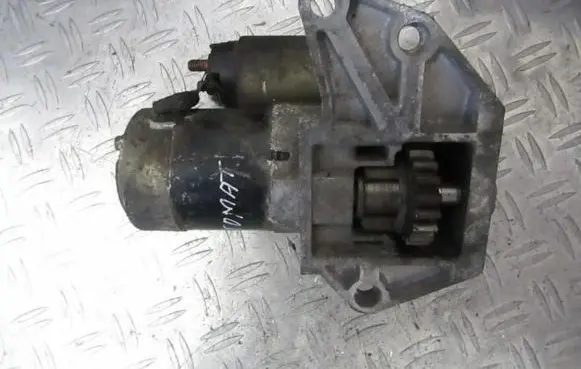 Mazda Xedos 9 Starter motor M001T96081