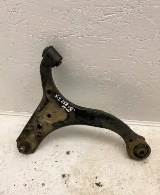 KIA Sorento Front lower control arm/wishbone