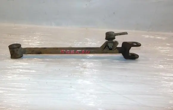Suzuki Liana Rear suspension control arm 4620054G20