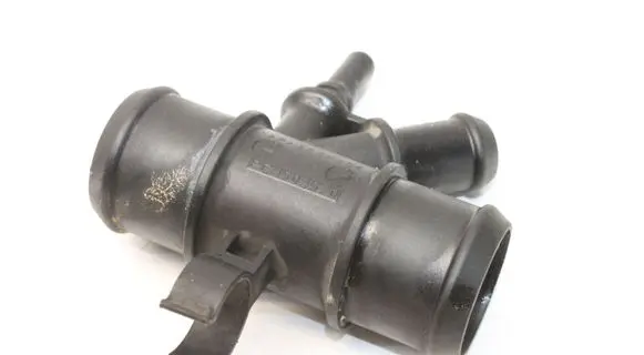 Land Rover Range Rover Sport L320 Engine coolant pipe/hose PCH502570