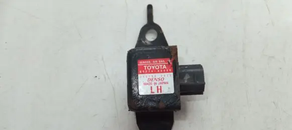 Toyota Land Cruiser (J100) Airbag deployment crash/impact sensor 8917460050 2521000020