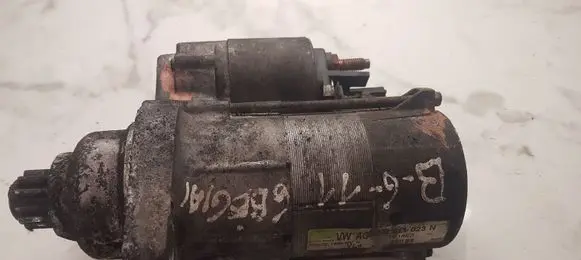 Volkswagen PASSAT B6 Starter motor TS18E3 02M911023N