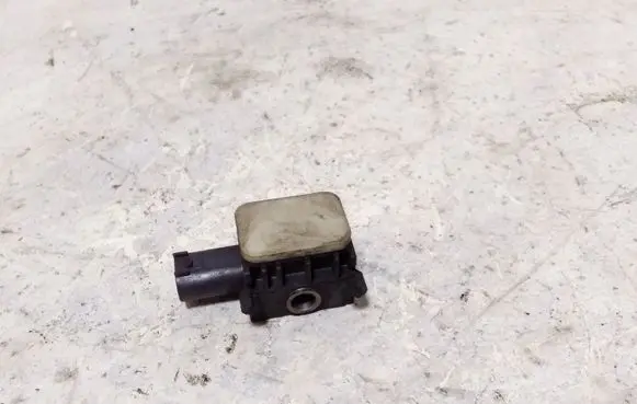Mercedes-Benz ML W164 Airbag deployment crash/impact sensor 0038202926 131206 403140