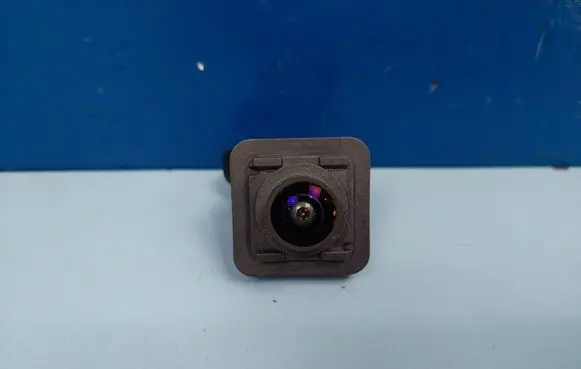 Ford Explorer VI Front bumper camera GB5T19H222AB