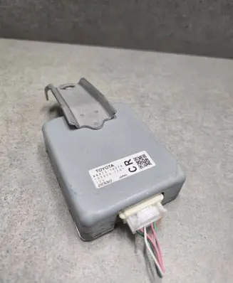 Toyota C-HR I Other devices 8657210070 1669001561