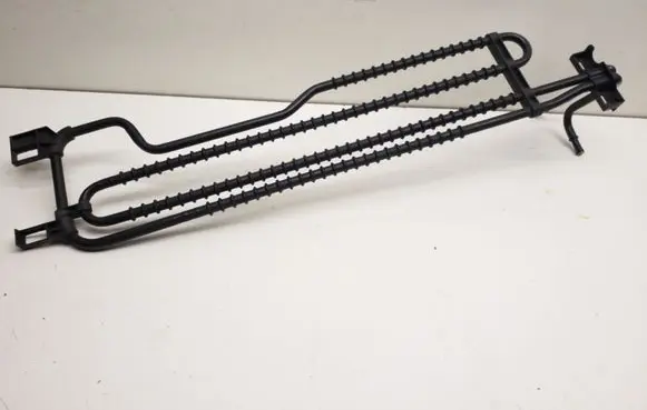 Mercedes-Benz E W212 Power steering radiator A2044601024