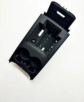 Porsche Macan (95B) Glove box central console 105809667C 95B857232