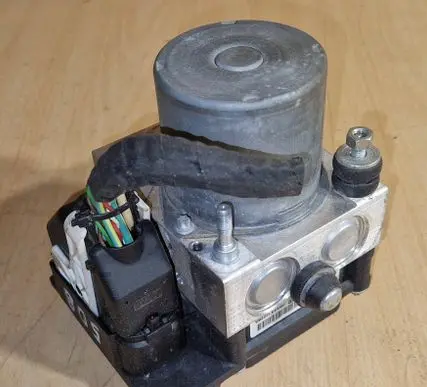 Peugeot 508 ABS Pump 9677032180 87FAE21631426