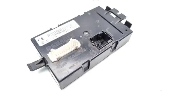 Opel Vivaro Comfort/convenience module 8200943317 P00122174