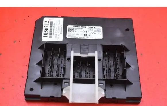 Skoda Octavia 985 Comfort/convenience module 5WA937086E