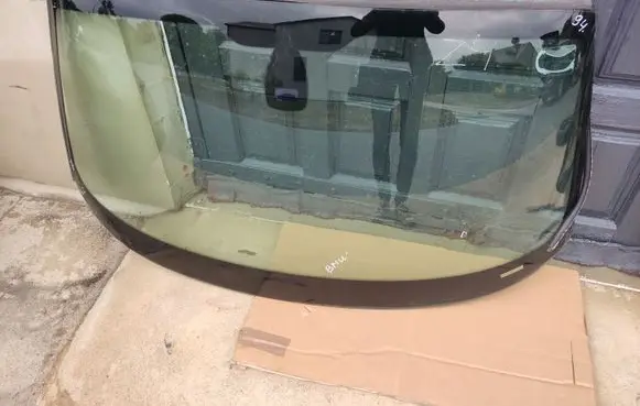 BMW Z4 E85 E86 Front windscreen/windshield window 43R000442