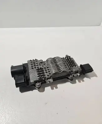 Opel Antara Fan control module 20787305 1137328617