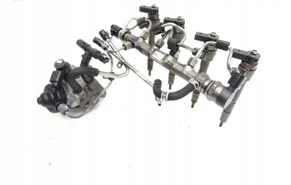 Skoda Octavia Mk3 (5E) Fuel injectors set 04L130755D
