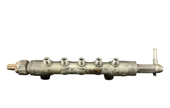 Subaru Outback Fuel main line pipe