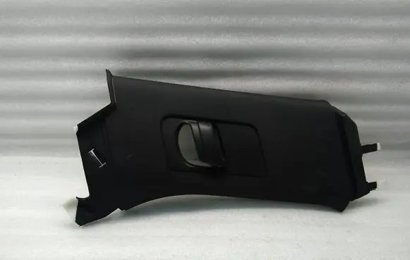 Volvo XC90 (B) pillar trim (top) 31389168 ETRBA EST0N1A