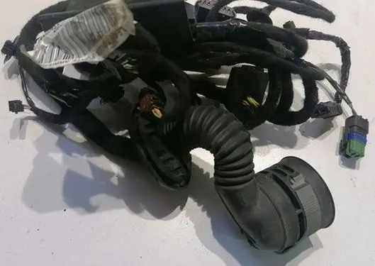 Citroen C6 EUR ISO radio connector 