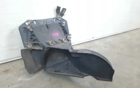 Jaguar XF X250 Coolant radiator 9X238D048AD CX238C464AB
