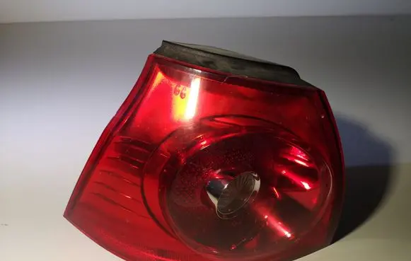 Volkswagen Golf V Rear/tail lights 1K6945095AC