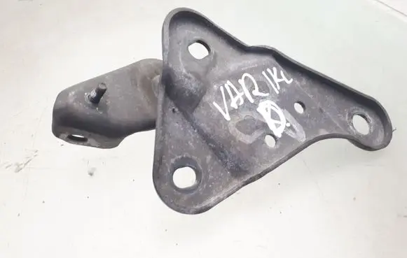 Alfa Romeo GTV Engine mounting bracket