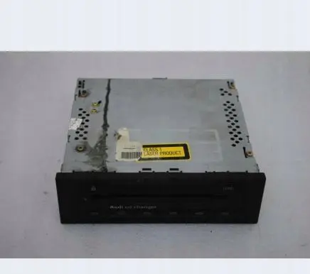 Audi A4 S4 B7 8E 8H CD/DVD changer 8E0035111