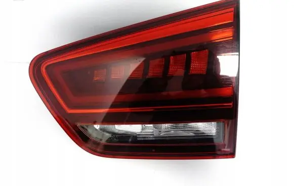 Seat Alhambra (Mk2) Tailgate rear/tail lights 7N594530811S