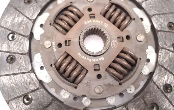 Volkswagen Crafter Clutch pressure plate 324044710