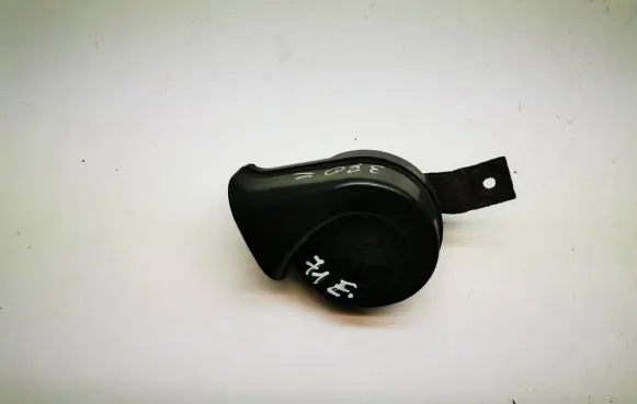 Nissan 370Z Horn signal E9004035