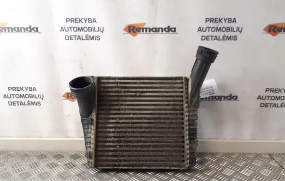 Volkswagen Touareg I Intercooler radiator 7L6145804