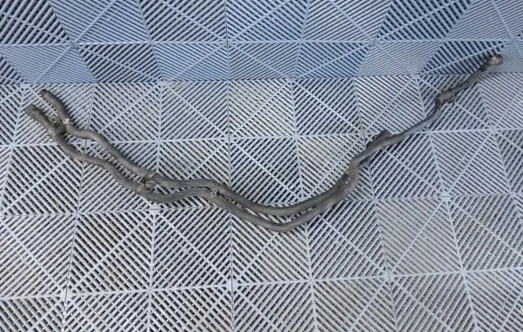 Citroen DS5 Hybrid/electric vehicle battery cooling hoses/tubes 9673257880