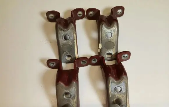 Ford Mustang V Front door hinge set 