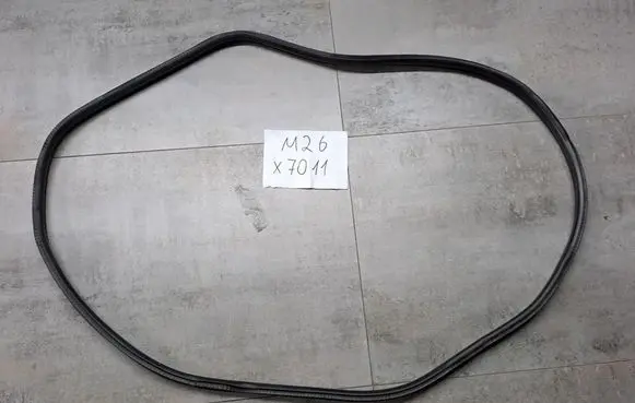 BMW 2 F46 Rubber seal rear door 